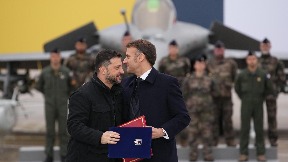 S Makronom o Ukrajini